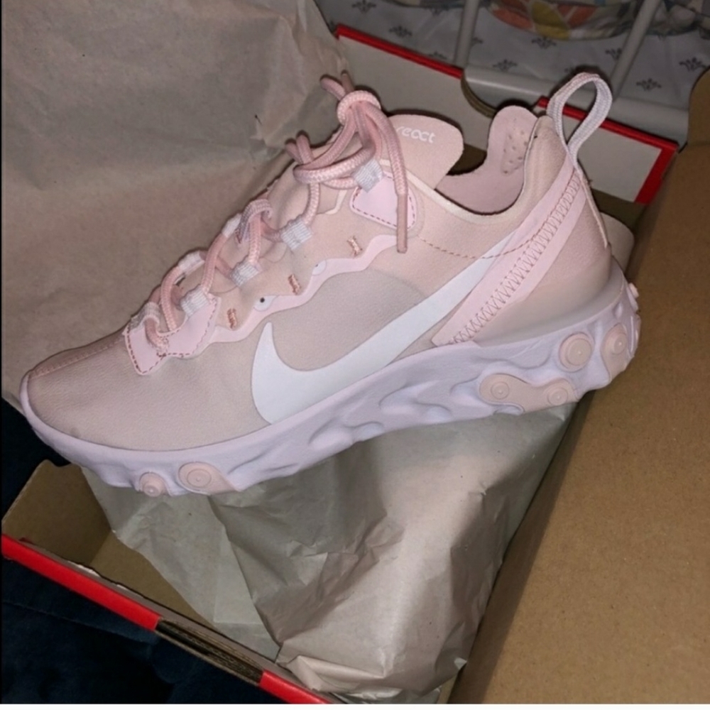 Nike React 55